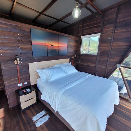 321 Surprise Beach House And Glamping Archibolds Екстер'єр фото
