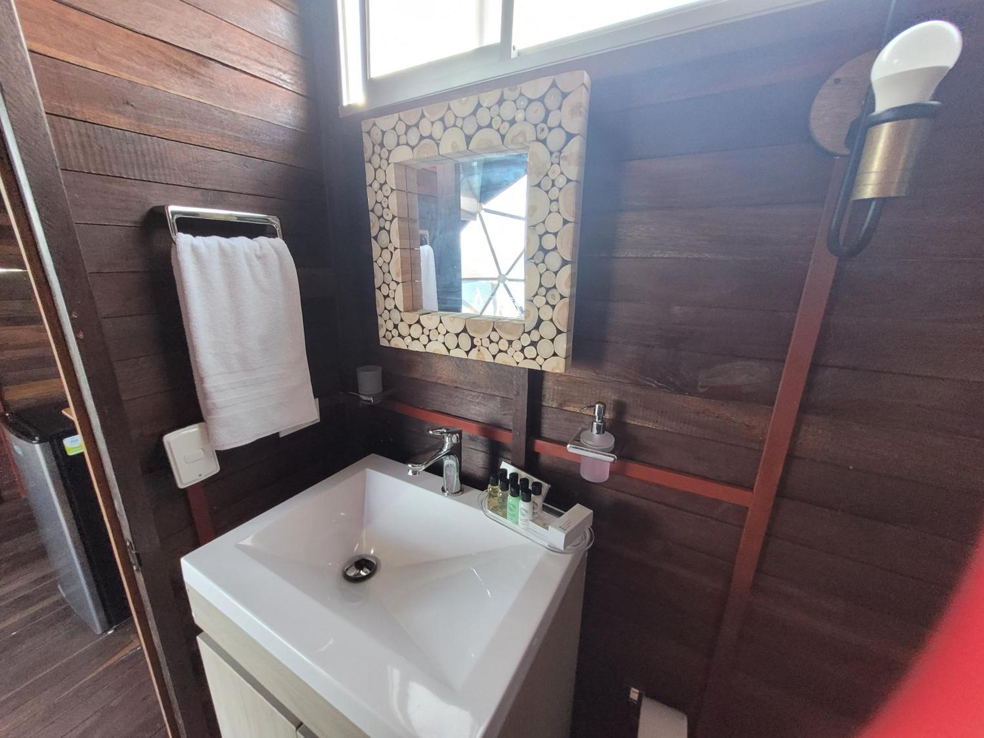 321 Surprise Beach House And Glamping Archibolds Екстер'єр фото