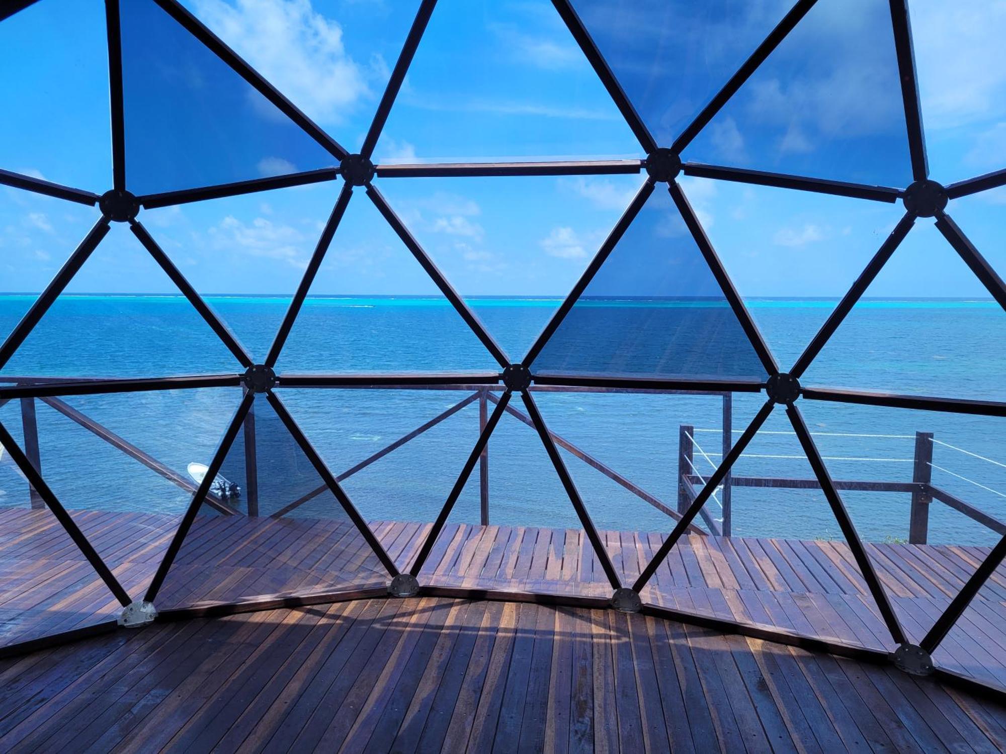 321 Surprise Beach House And Glamping Archibolds Номер фото