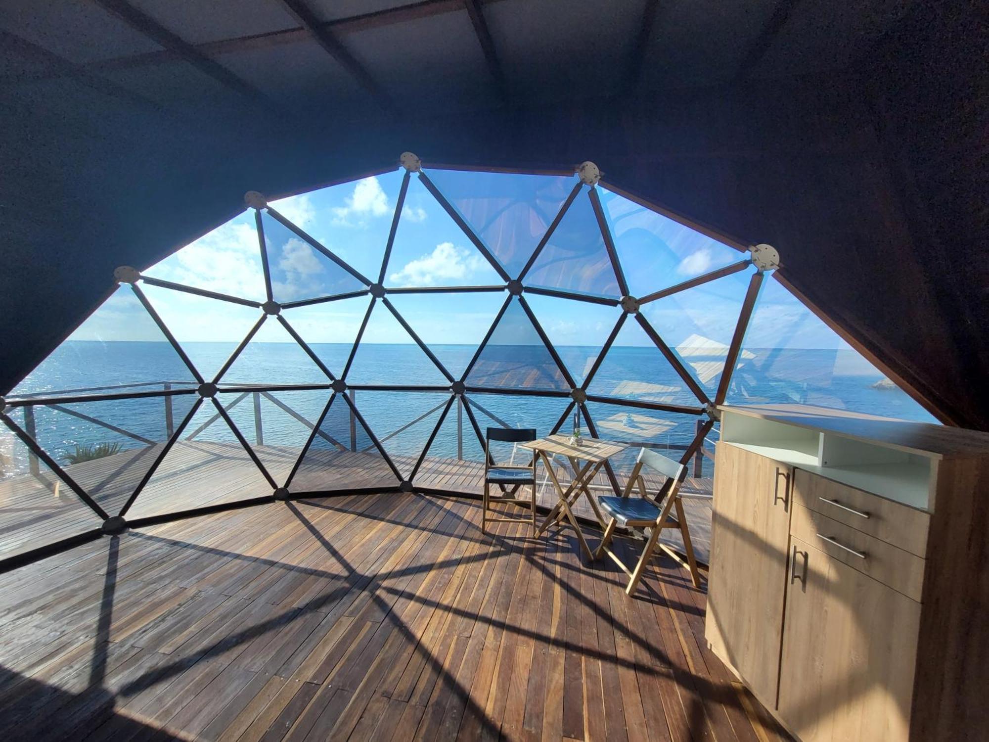 321 Surprise Beach House And Glamping Archibolds Номер фото
